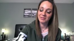 White Mesh Take Off Her Clothes On Webcam
