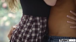 ANAL THREESOME FOR SCHOOLGIRLS