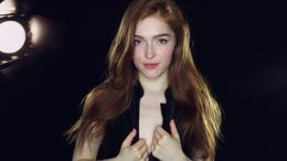 Jia Lissa & Lady Dee - A Lot Of Licking
