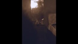 Espiando prima adolescente con los jeans abajo probandose calzon antes de fiesta