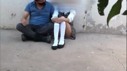 Estudiante chupando la pija de su compañero de la escuela