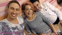 Margherita Fuxia si masturba con una banana al "Diprè plus Felicitas for Sex"