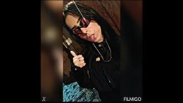 Novinha aguenta braço